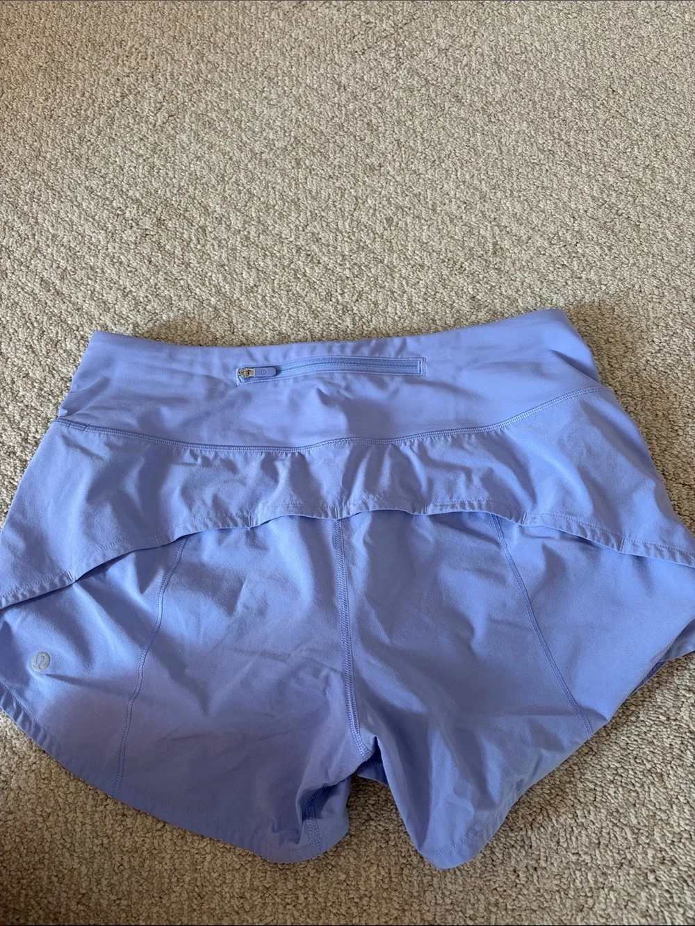 Lululemon high/medium rise lilac speed up shorts 4 inch length